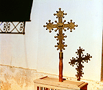 Обратная сторона креста в Бородинской церкви. Бородино