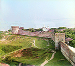 Вид на крепостную стену с башни Веселуха. Смоленск