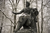 Памятник А.С. Пушкину. Пушкинские Горы