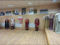 Выставка проекта «Наши традиции» в Луганском центре народного творчества