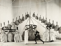 Сцена из балета ''Ода''. 1928. Studio Lipnitzki. Paris. ОР ГТГ