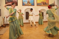 Выступление музыкального коллектива Культурного Центра Посольства Республики Индия в Москве