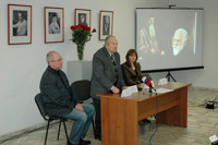 На открытии выставки выступает Вице-президент Российской академии художеств, народный художник РФ, профессор А.П.Левитин