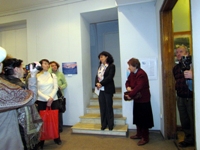 Выступает директор музея имени В.В.Набокова Т.О.Пономарева.   