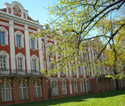 Корпус СПбГУ, где находится Палеонтолого-стратиграфический музей кафедры динамической и исторической геологии