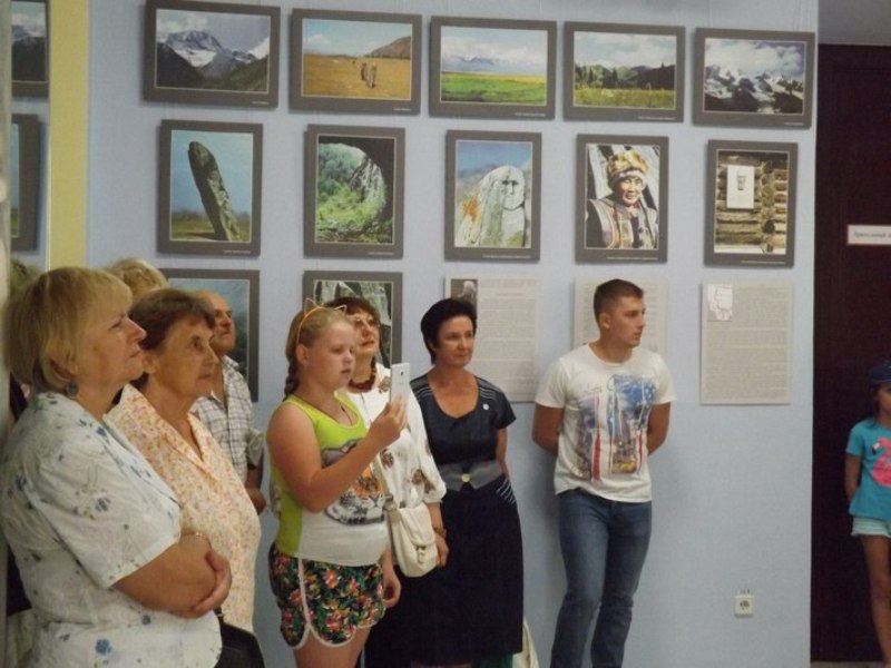 Выставка фоторабот Л.В. Шапошниковой «По маршруту Мастера» в Таганроге