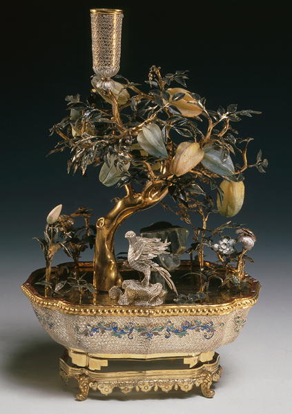 Подсвечник в форме дерева в кашпо. Китай. XVIII век. Серебро, медь, стекло, агальматолит, минеральные краски, позолота