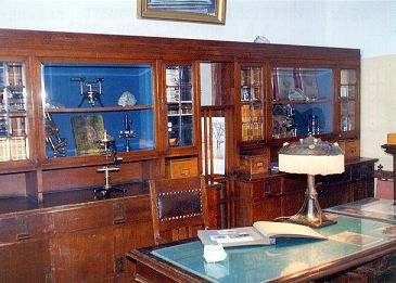 Интерьер мемориального кабинета В.В.Аршинова (1879-1955) - основателя ВИМСа