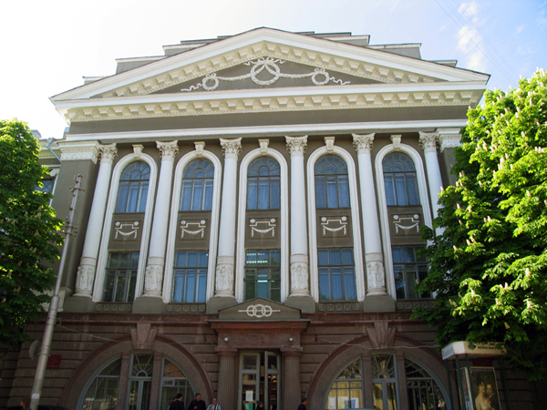 Выставочный корпус музея по ул. Первомайская, 75