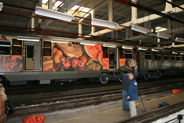 Выставка акварели в московском метро