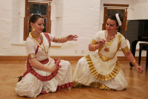 Ансамбль индийского танца «Белый лотос»