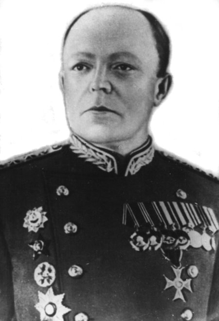 Начальник ГВСУ КА - генерал-полковник медицинской службы Е.И.Смирнов (1904-1989 гг.)