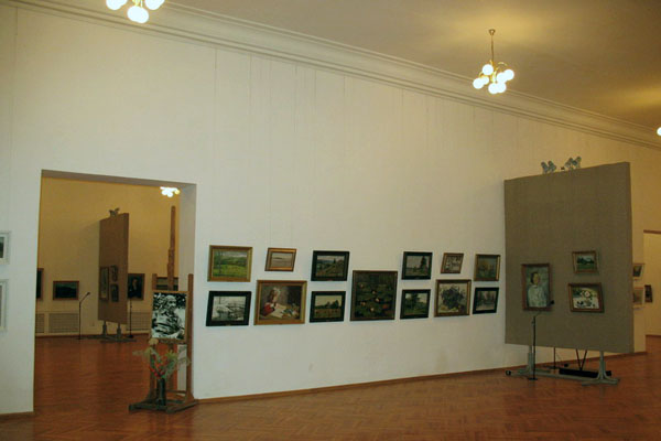 В экспозиционных залах музея