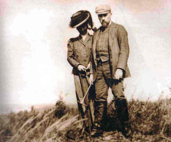 Н.К. и Е.И.Рерихи во время путешествия по Руси. 1903 год.