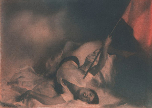 Василий Улитин. «Пламя Парижа». 1932 г. Бромойль