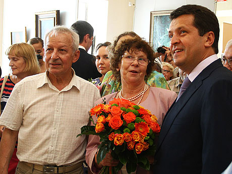 Открытие музея. Слева - директор музея Г. Пронин, справа - мэр г. Казани И. Метшин