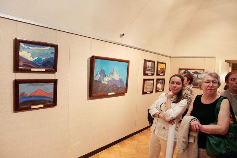 	 Выставка картин «Рерихи – отец и сын» в Музее имени Н.К. Рериха