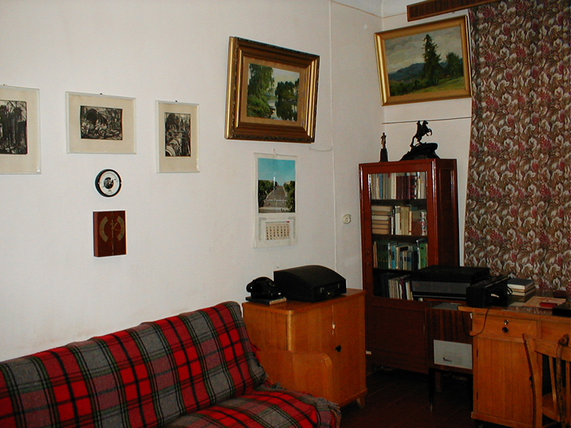 Музей-квартира Б. Ручьева. Кабинет поэта
