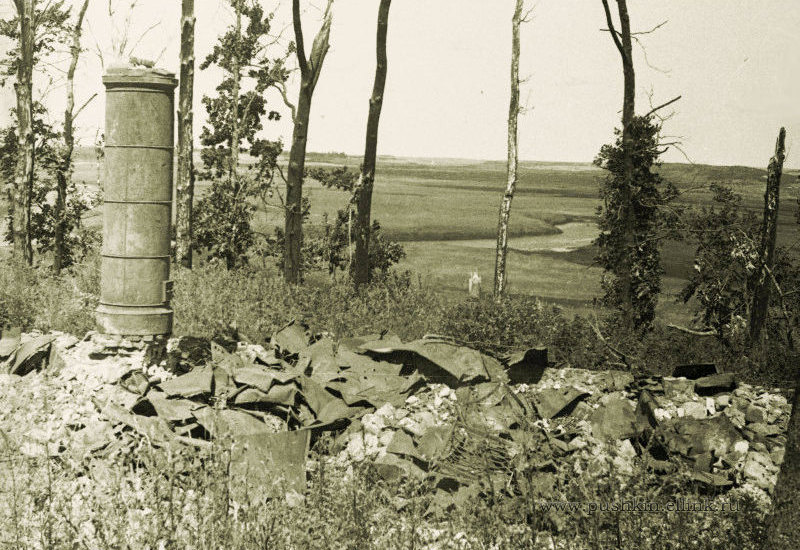 Деревня Воронич. Руины церкви Воскресения Христова. Август 1944 г.