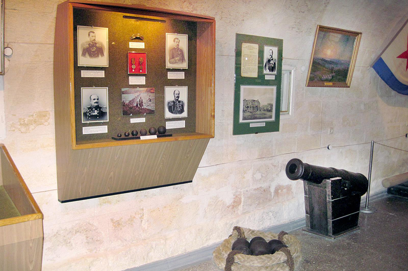 Фрагмент экспозиции в Оборонительной башне Малахова кургана
